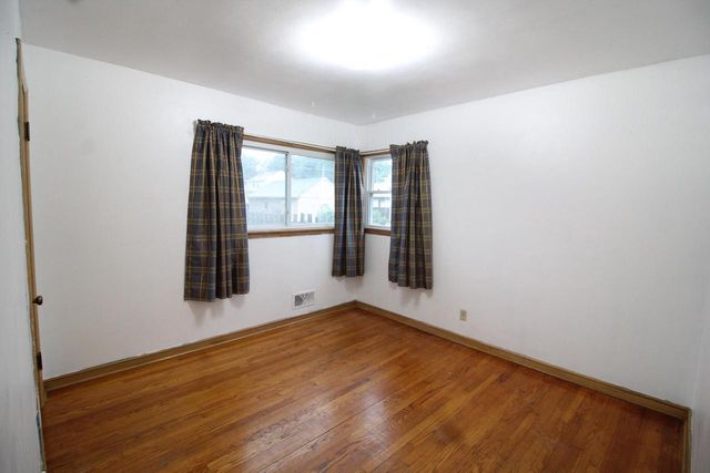 4461 N 69th STREET, Milwaukee, WI 53218