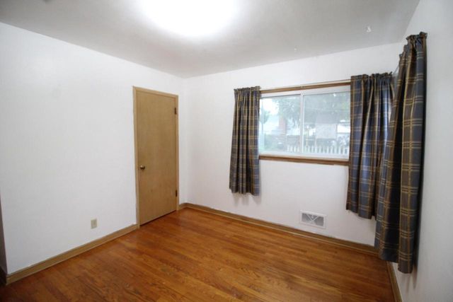 4461 N 69th STREET, Milwaukee, WI 53218