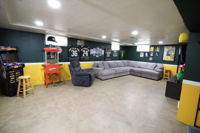 4461 N 69th STREET, Milwaukee, WI 53218