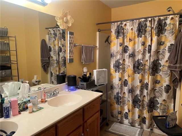 127 Sydnor Street, Mount Airy, NC 27030
