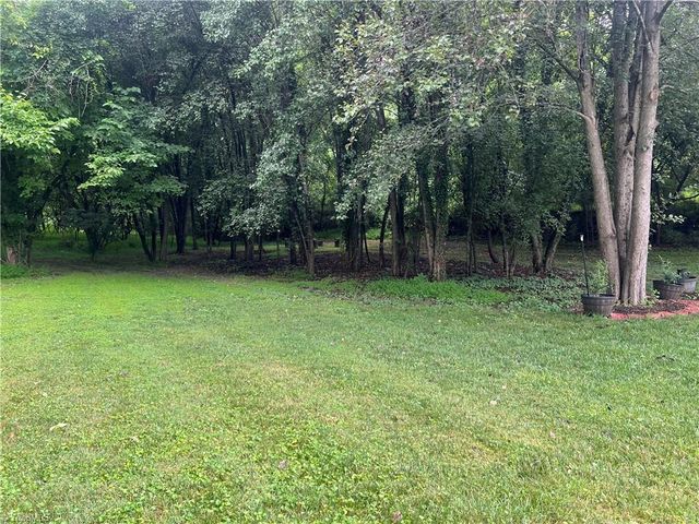 127 Sydnor Street, Mount Airy, NC 27030
