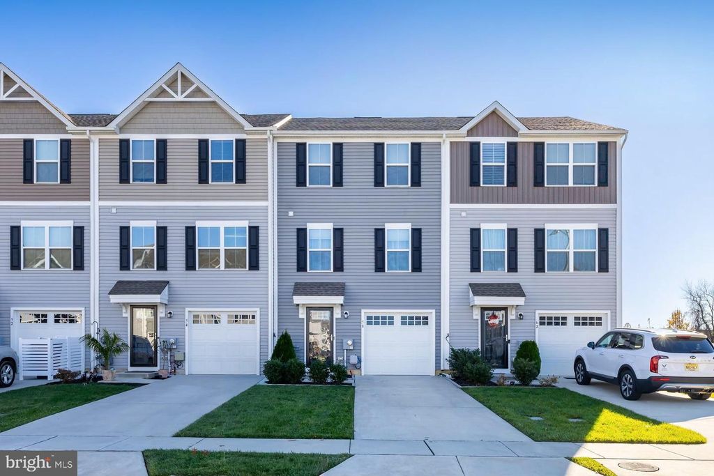 58 BURR ST, Williamstown, NJ 08094