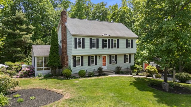 2 Grandview Road, Windham, NH 03087