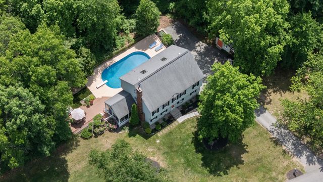 2 Grandview Road, Windham, NH 03087