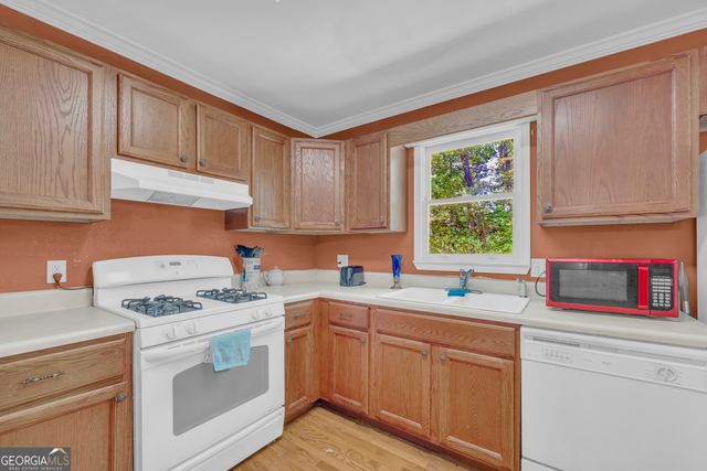 807 Satterfield Road, Cleveland, GA 30528