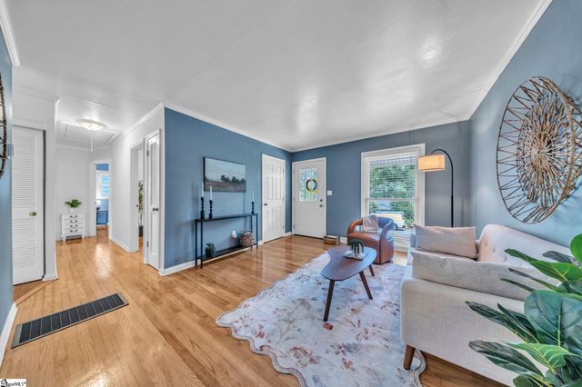 119 W Montclair Avenue, Greenville, SC 29609