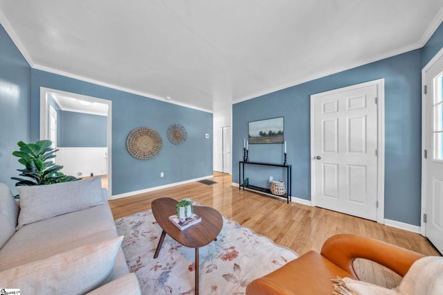 119 W Montclair Avenue, Greenville, SC 29609