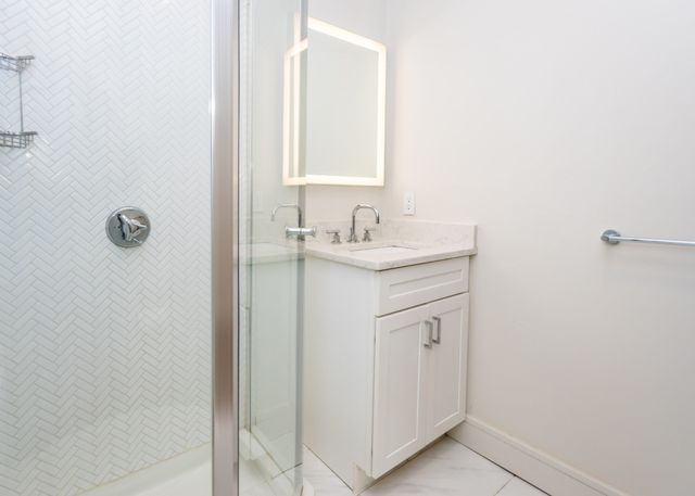 92 Brown Street 1, Waltham, MA 02453