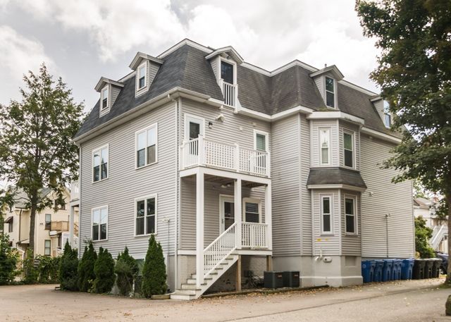 92 Brown Street 1, Waltham, MA 02453
