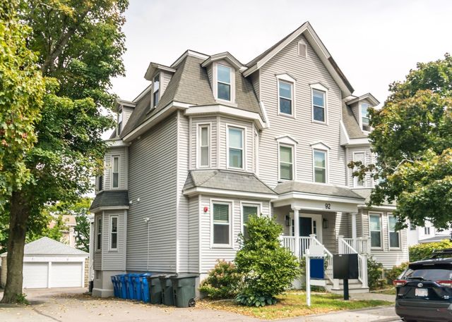 92 Brown Street 1, Waltham, MA 02453