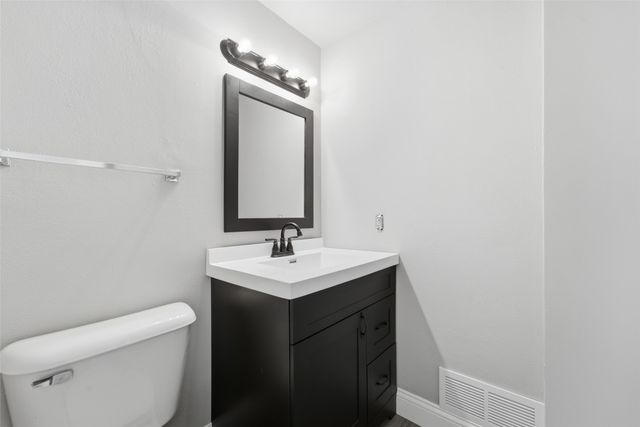 3912 SE 5th Street, Des Moines, IA 50315