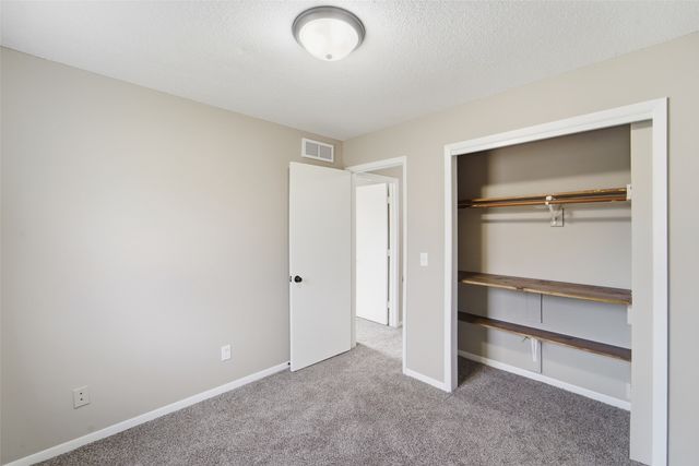 3912 SE 5th Street, Des Moines, IA 50315