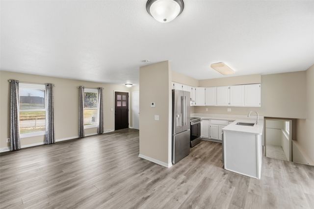 3912 SE 5th Street, Des Moines, IA 50315