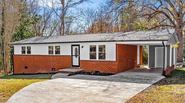 2050 Welborn Circle, Ramseur, NC 27316