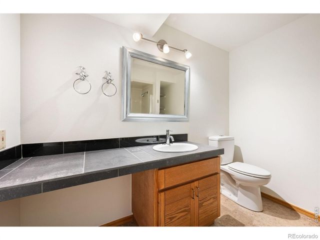 900 Whalers Way, Fort Collins, CO 80525