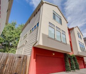 408 Parker Street, Houston, TX 77007