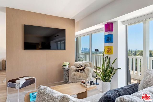 999 N Doheny Drive 601, West Hollywood, CA 90069