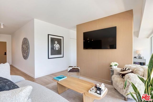 999 N Doheny Drive 601, West Hollywood, CA 90069