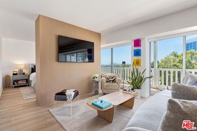 999 N Doheny Drive 601, West Hollywood, CA 90069
