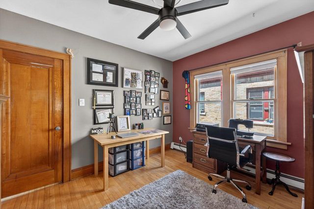 3261 S Logan AVENUE, Milwaukee, WI 53207