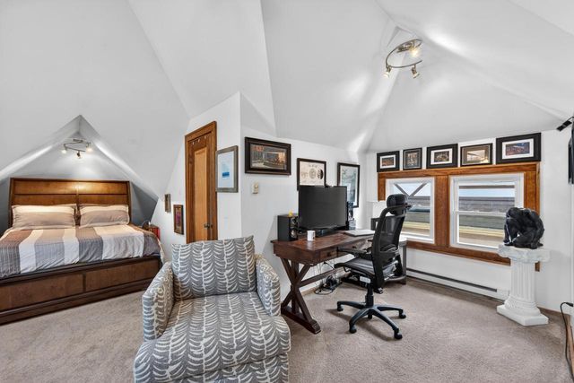 3261 S Logan AVENUE, Milwaukee, WI 53207