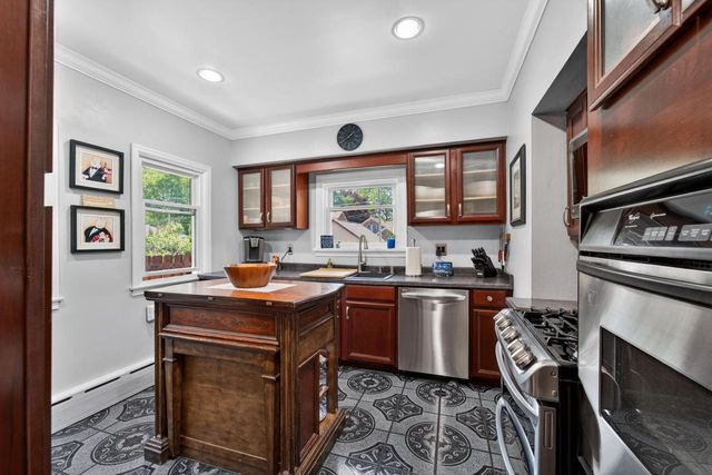 3261 S Logan AVENUE, Milwaukee, WI 53207