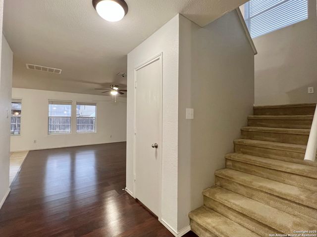 24707 Corral Gabble, San Antonio, TX 78261