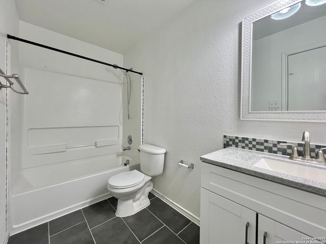 24707 Corral Gabble, San Antonio, TX 78261