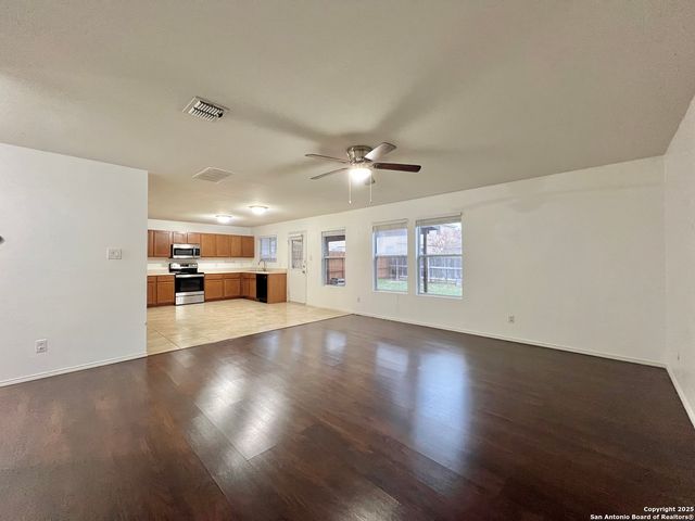 24707 Corral Gabble, San Antonio, TX 78261