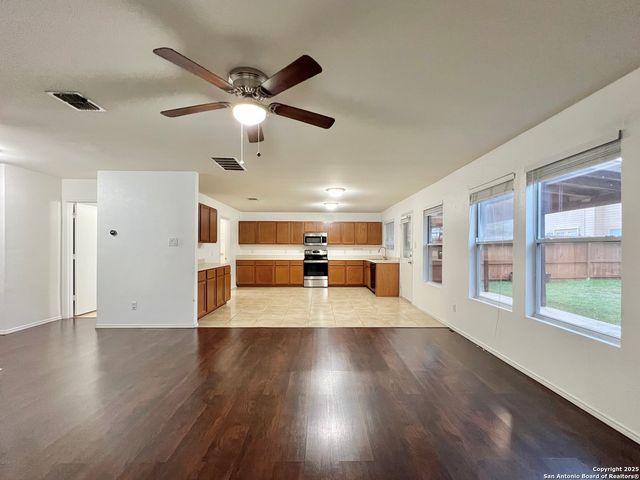 24707 Corral Gabble, San Antonio, TX 78261