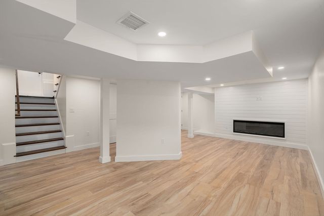 25 Barnard Ave, Watertown, MA 02472