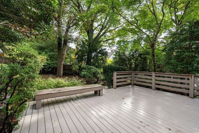 25 Barnard Ave, Watertown, MA 02472