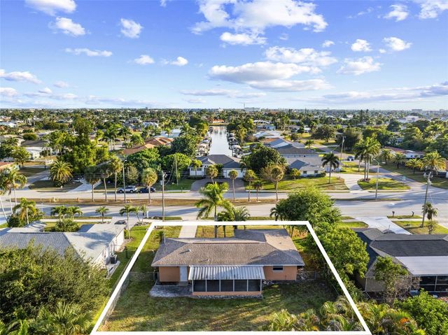 4156 COUNTRY CLUB BOULEVARD, Cape Coral, FL 33904