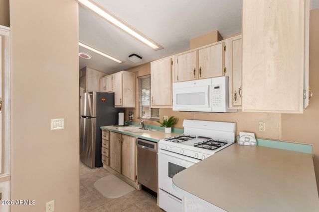 17200 W BELL Road 125, Surprise, AZ 85374