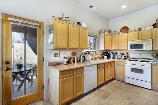 120 ESPINOSA Road, Corrales, NM 87048