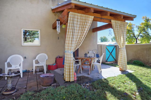 120 ESPINOSA Road, Corrales, NM 87048