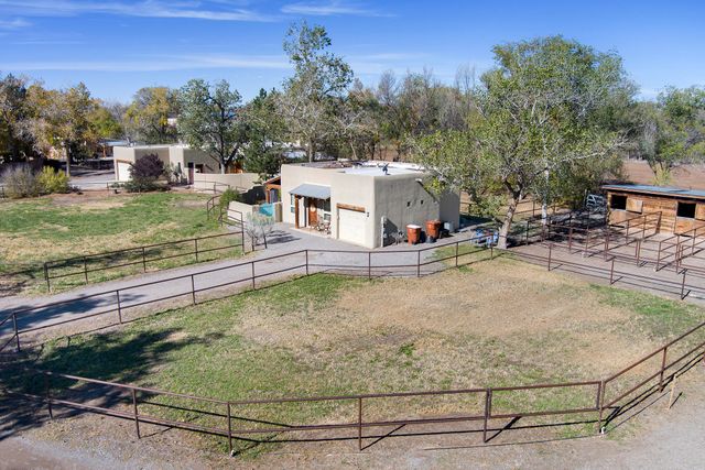 120 ESPINOSA Road, Corrales, NM 87048