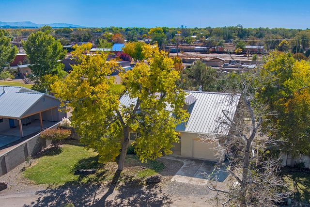 120 ESPINOSA Road, Corrales, NM 87048