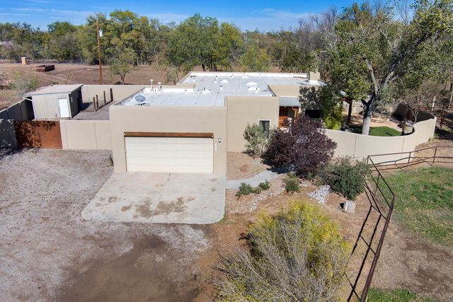 120 ESPINOSA Road, Corrales, NM 87048