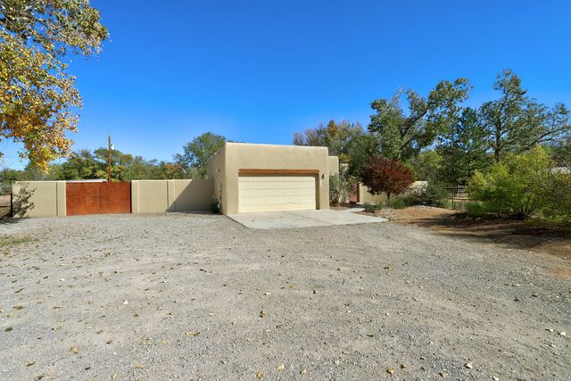 120 ESPINOSA Road, Corrales, NM 87048