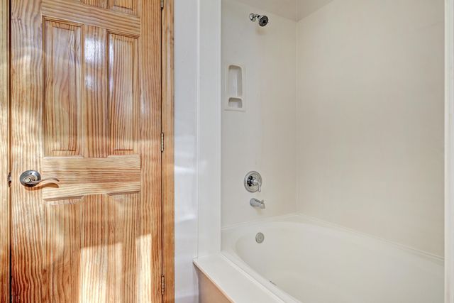 120 ESPINOSA Road, Corrales, NM 87048