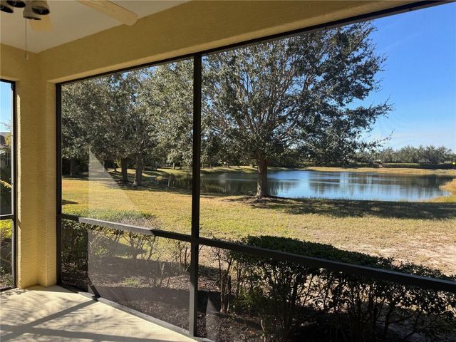 11765 FOREST PARK CIRCLE, Bradenton, FL 34211