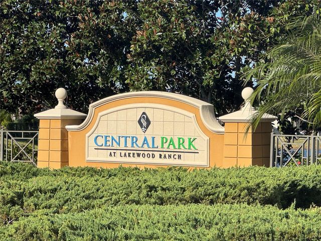 11765 FOREST PARK CIRCLE, Bradenton, FL 34211