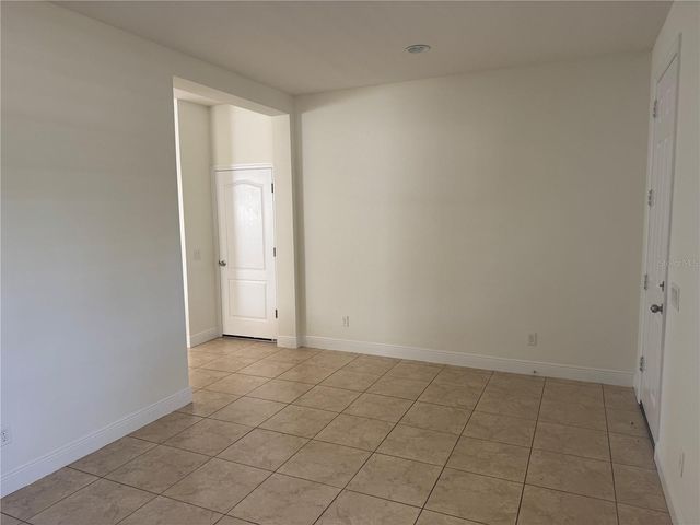 11765 FOREST PARK CIRCLE, Bradenton, FL 34211