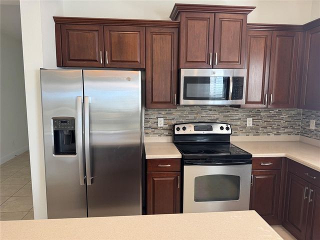 11765 FOREST PARK CIRCLE, Bradenton, FL 34211