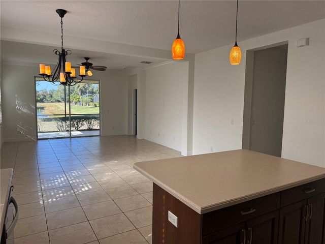 11765 FOREST PARK CIRCLE, Bradenton, FL 34211