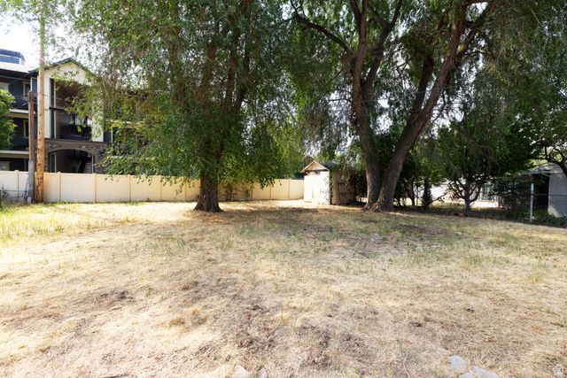 1504 N REID DR, Layton, UT 84041