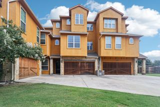 2690 Venice Drive 2, Grand Prairie, TX 75054
