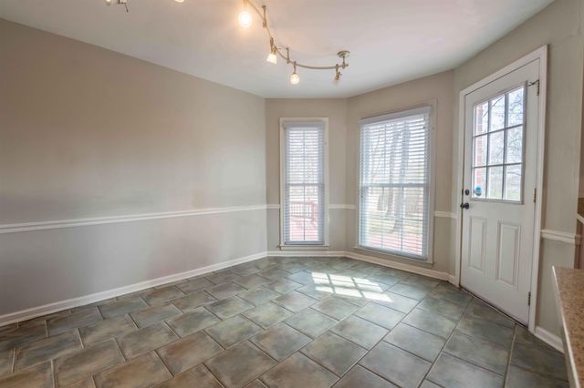 1368 SQUIRE DUDNEY DR, Collierville, TN 38017