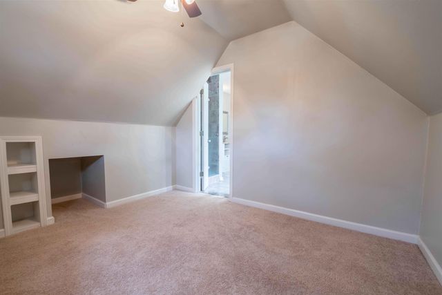 1368 SQUIRE DUDNEY DR, Collierville, TN 38017